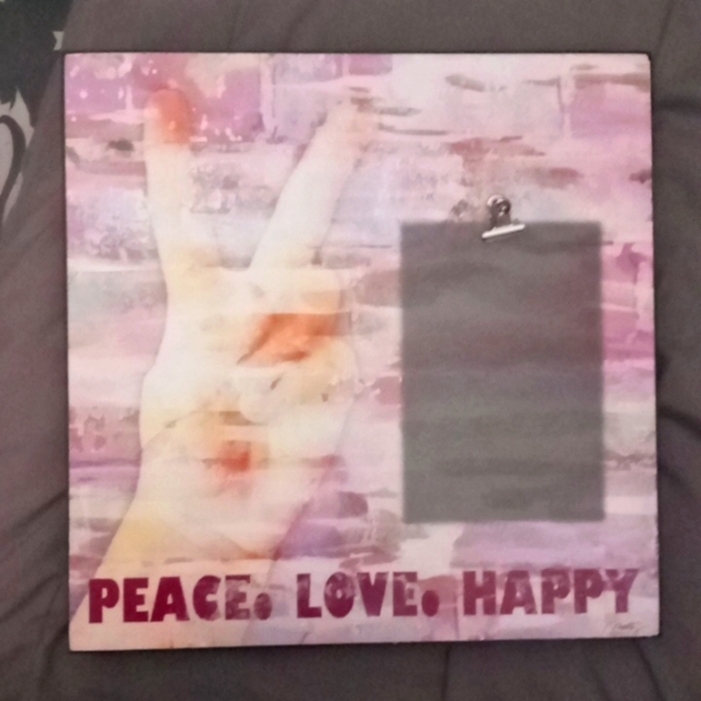 Hanging sign with Photo Clip -peace love happy